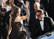 imagebam Angelina Jolie poses on the red carpet before the screening of The Tree of  Life | ALL ABOUT HER ~ 海外セレブ最新画像＆ファッション ~